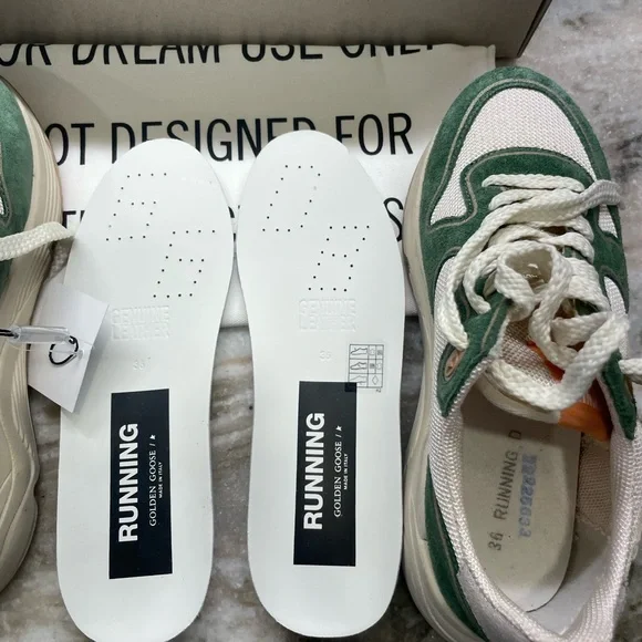 Golden Goose Runners Sz 36 NWT - Picture 6 of 6